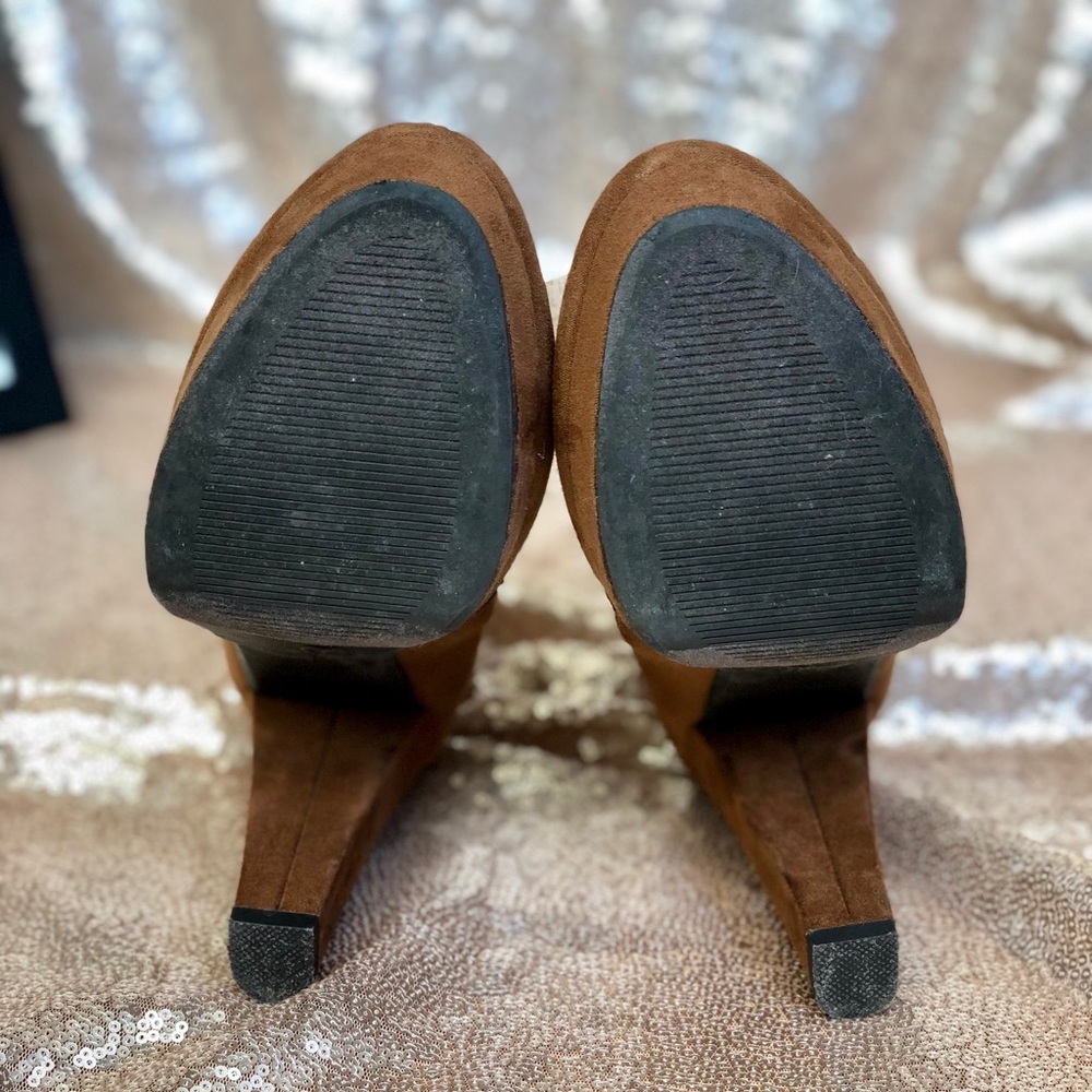 Fall Pick! 🍂 Mossimo Supply Co. Heeled Bootie - Picture 5 of 8